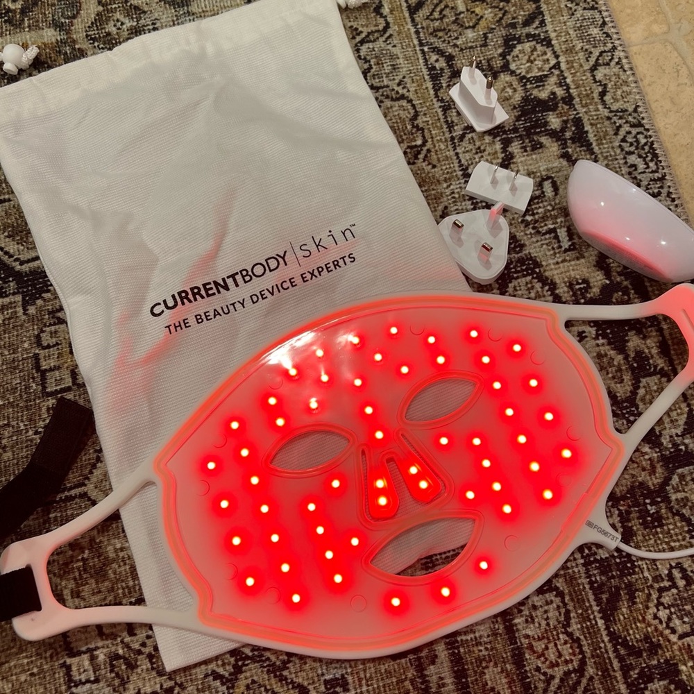 CurrentBody Skin LED Face Mask
